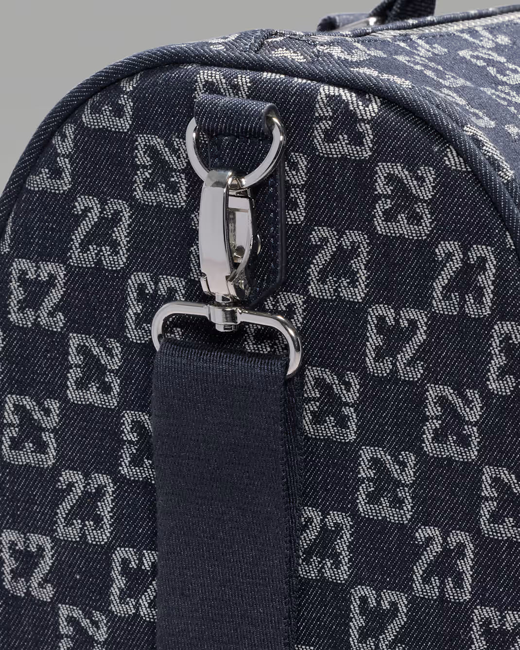 Jordan Monogram Duffel (25L)